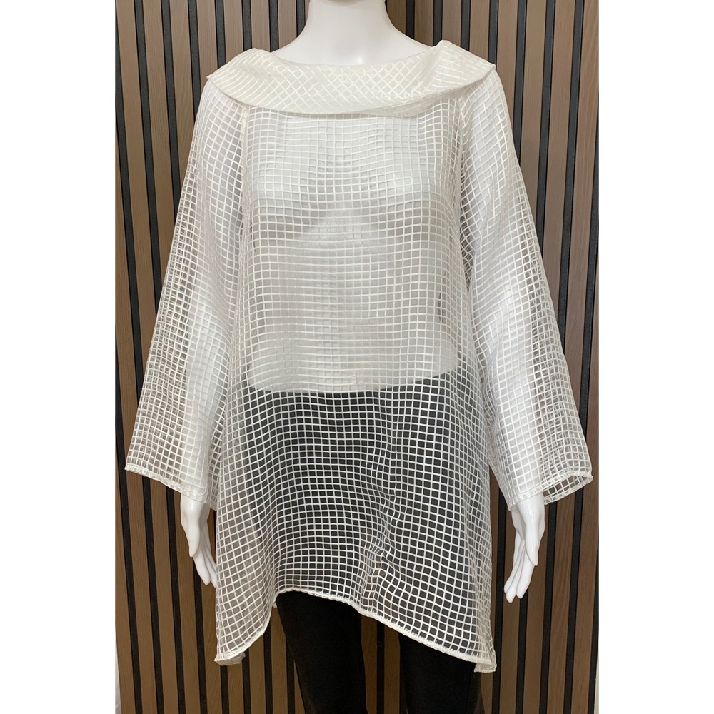 IC Collection White Mesh Grid Tunic Top Portrait Collar Plus Size 2X Lagenlook